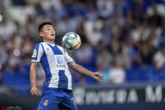 188比分直播:武磊比较适应在右路,他对新体系适应得很好